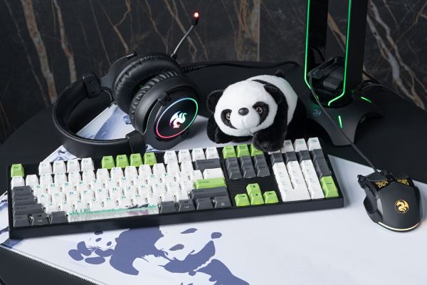 Keyboard Varmilo VEA108 Panda R2 Cherry Mx Brown UA