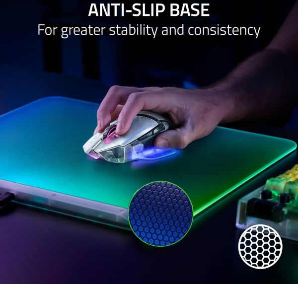 Razer Mouse Pad Firefly V2 Pro, M (360x278x4.6mm), RGB, Phantom White Ed.