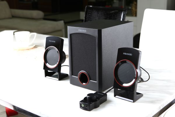 Speaker 2.1: Microlab M-111 2.1 Speakers 12W Black