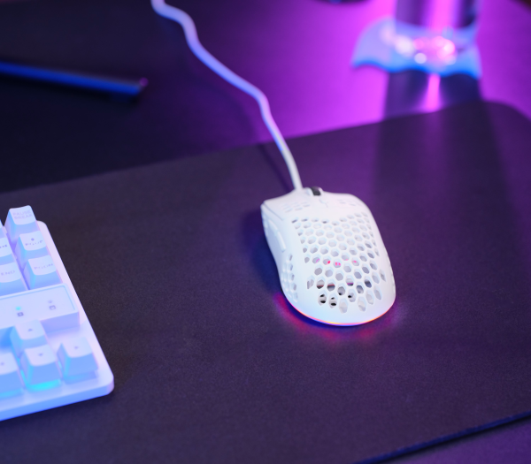 GXT928W HELOX LIGHTWEIGHT MOUSE WHITE