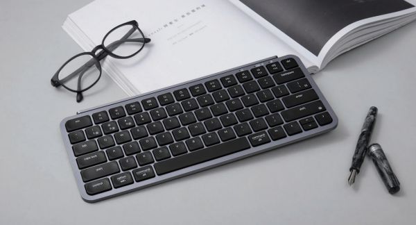 Keyboard Keychron B1 Pro, USB/WL/BT, space gray