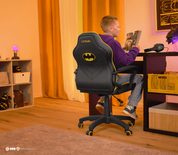 GXT703BM REVVO KIDS CHAIR BATMAN