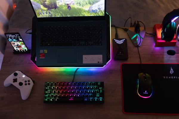 SF KingPinX1 60% RGB K-Board QWERTY US
